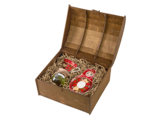 Подарочный набор: чайная пара, варенье из ели и мяты (красный, зеленый, коричневый)
