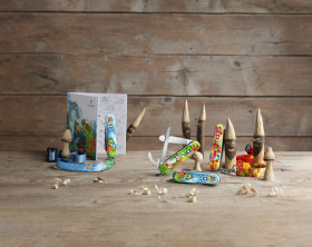 Набор для детей VICTORINOX "Дельфин": перочинный нож 84 мм, шнурок на шею, книга-раскраска, голубой