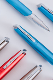 Шариковая ручка Pininfarina PF GO BLUE