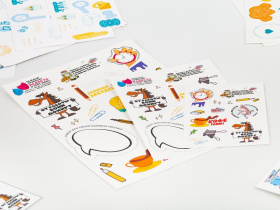 Наклейки бумажные Sticker Pack на заказ, M