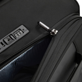Чемодан 4-х колесный DELSEY DELSEY WAGRAM 36.5 x 80 x 36.5 см черный