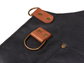 Фартук из натуральной кожи флотер  Материал: натуральная кожа КРС, цвет фартука: черный, цвет ремней: светлый бук, фурнитура из металлического сплава ЦАМ, цвет фурнитуры: антик, размер универсальный