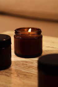 Свеча ароматическая Piccola, юдзу и миндальное печенье