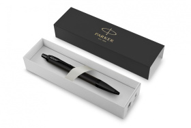 Шариковая ручка Parker IM MBLK BT  , стержень Mblue в подарочной упаковке
