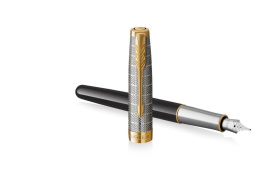 Перьевая ручка  и чехол из кожи Parker Sonnet Premium Refresh BLACK GT, перо 18K, перо: F, цвет чернил black, в подарочной упаковке