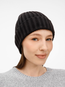 Шапка Faculty, черная