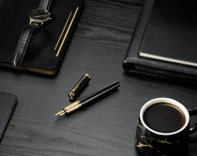 Ручка перьевая Parker "Ingenuity Black GT" перо: F, цвет чернил: blue/black, в подарочной упаковке.